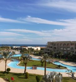 MOVENPICK RESORT SOMA BAY
