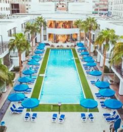 LA ROSA WAVES RESORT