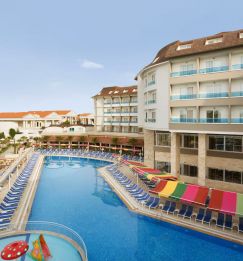 RAMADA RESORT BY WYNDHAM SIDE
